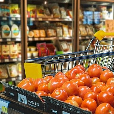 PÃO DE AÇÚCAR TERÁ DE INDENIZAR GERENTE DE LOJA PRESA POR VENDER PRODUTOS VENCIDOS